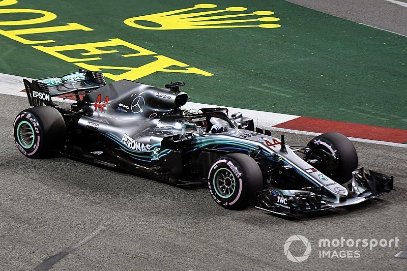 シンガポール決勝速報:ハミルトン、ペースコントロールし逃げ切り勝ち。ベッテル戦略ミス?