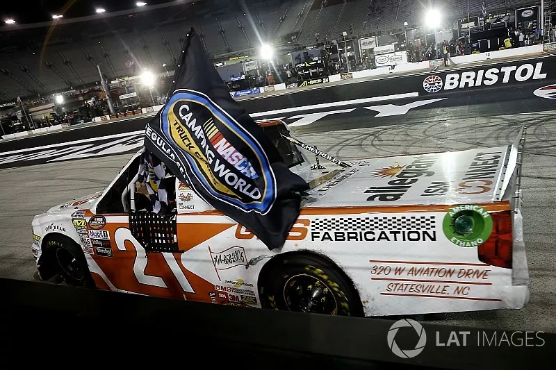 Johnny Sauter, GMS Racing, Chevrolet Silverado GMS Fabrication