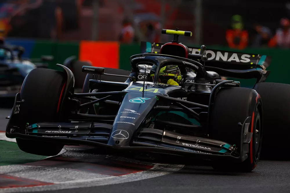 Lewis Hamilton, Mercedes F1 W14