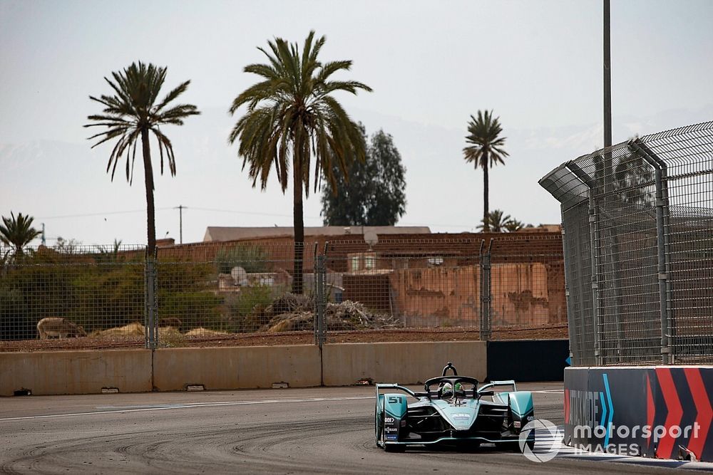Sacha Fenestraz, Panasonic Jaguar Racing, Jaguar I-Type 4 