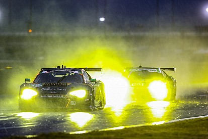 Fotogallery: gli scatti più belli dell'incredibile 24 Ore di Daytona 2019