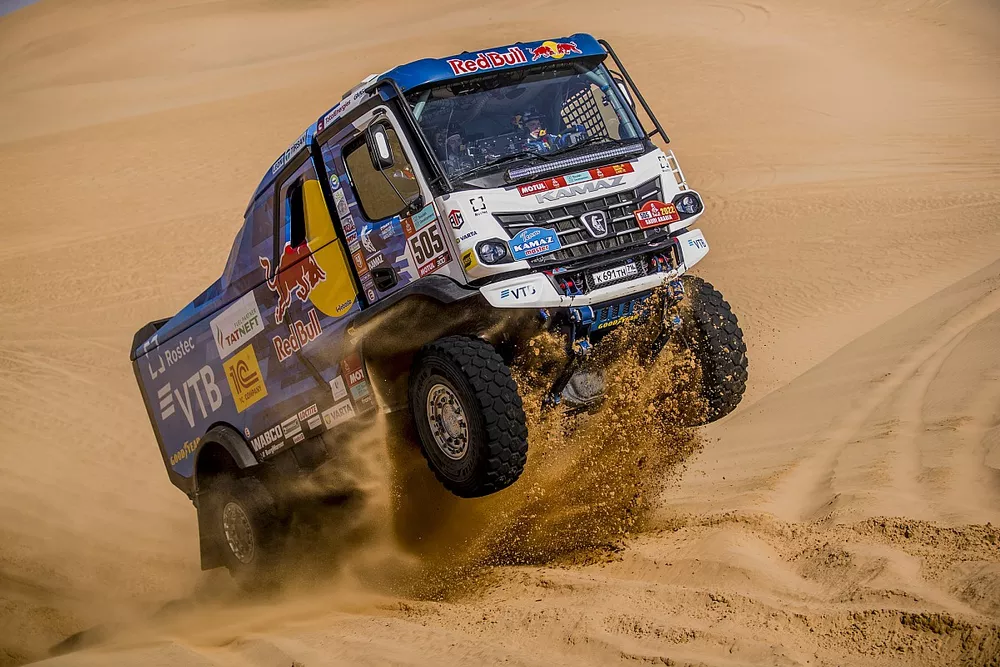 #505 Kamaz - Master: Eduard Nikolaev, Evgenii Iakovlev, Vladimir Rybakov