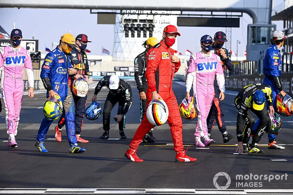 Drivers end of season group photo