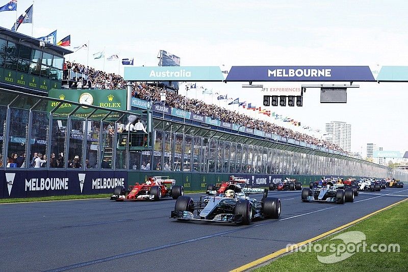 Arrancada: Lewis Hamilton, Mercedes AMG líder