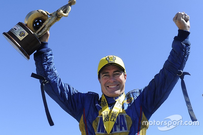 Capps scores third victory of the NHRA season