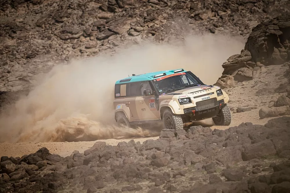 #502 Defender Rally Defender: Rokas Baciuska, Oriol Vidal