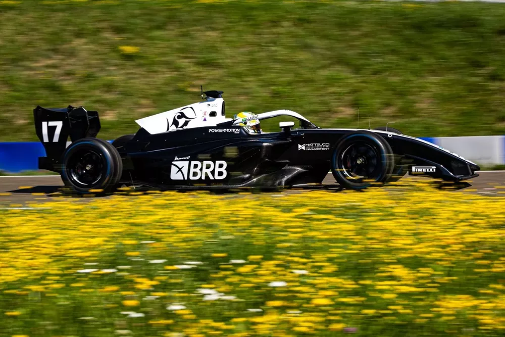 467365_1209046_rbr_gp_sr_8496