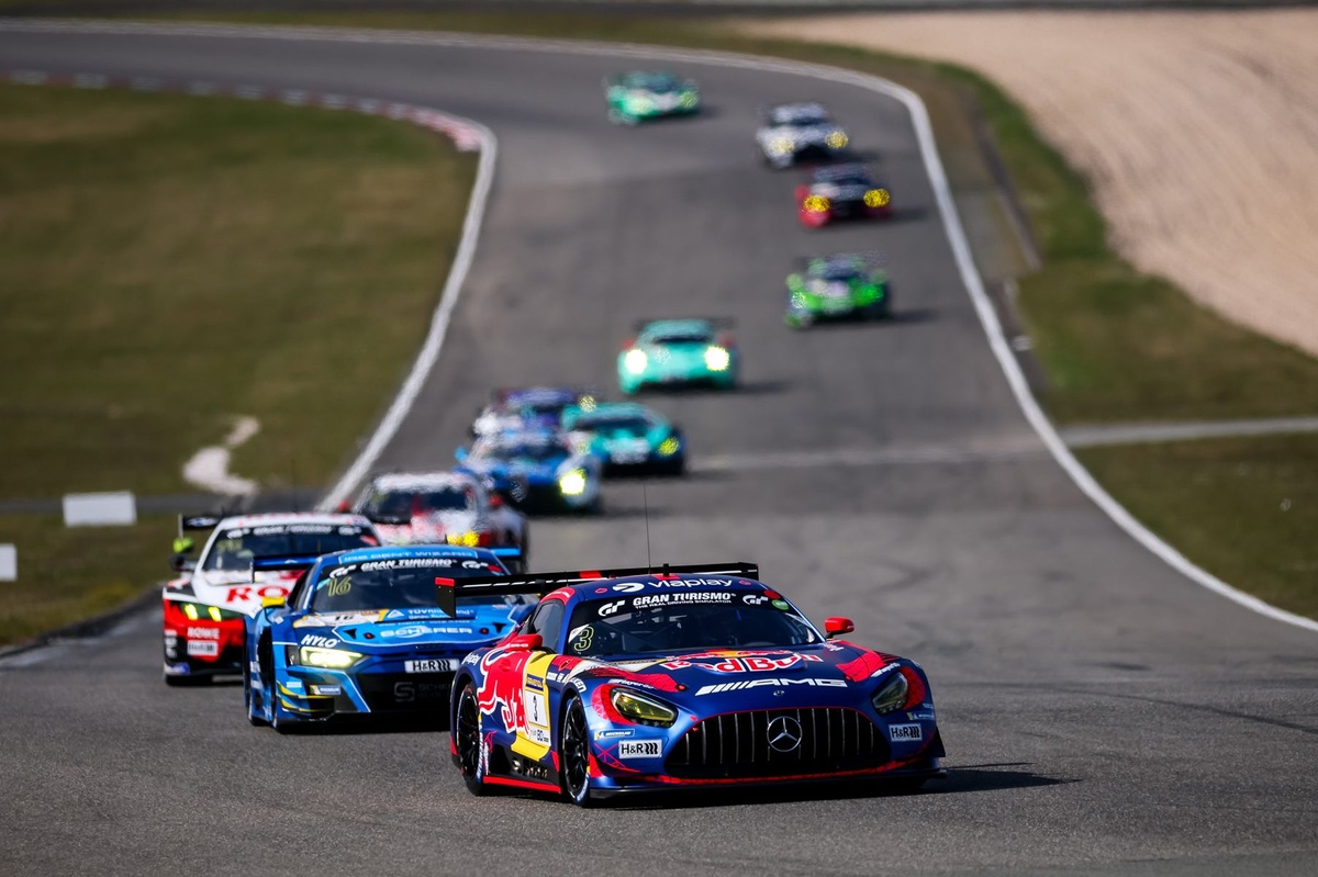 Passing Max Verstappen: Why the F1 champ impressed Christopher Haase