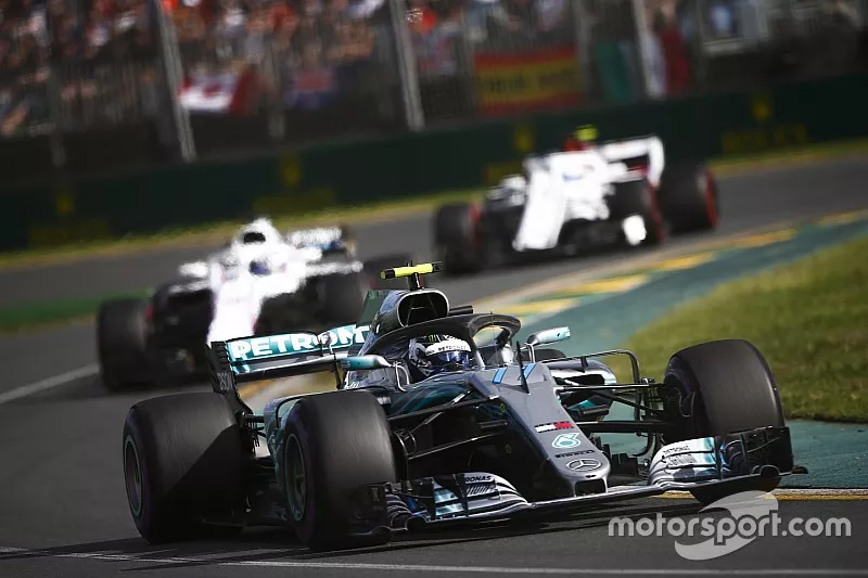 Valtteri Bottas, Mercedes AMG F1 W09, Lance Stroll, Williams FW41 Mercedes, et Charles Leclerc, Sauber C37 Ferrari