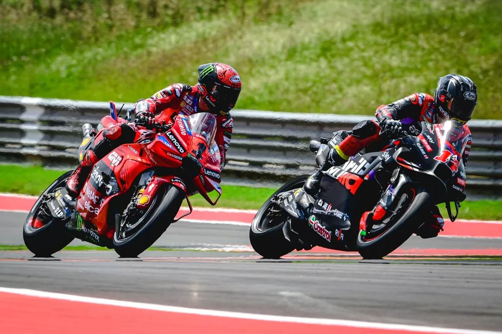 Maverick Vinales, Aprilia Racing Team