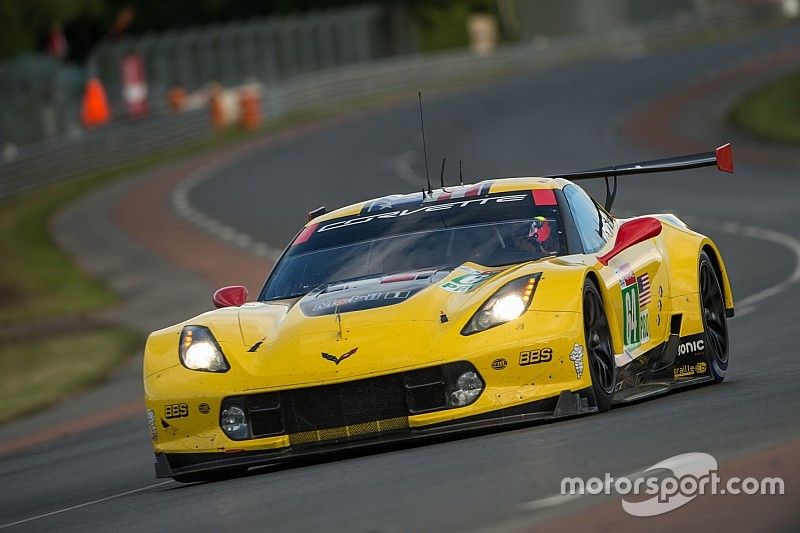 #64 Corvette Racing Chevrolet Corvette C7.R: Oliver Gavin, Tommy Milner, Marcel F&Atilde;&curren;ssler