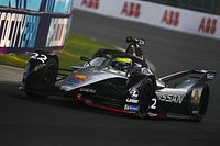 Nissan pidi&oacute; calma a Rowland... y &eacute;l contest&oacute; con una genial maniobra