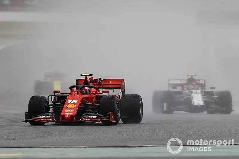 Charles Leclerc, Ferrari SF90 leads Antonio Giovinazzi, Alfa Romeo Racing C38 