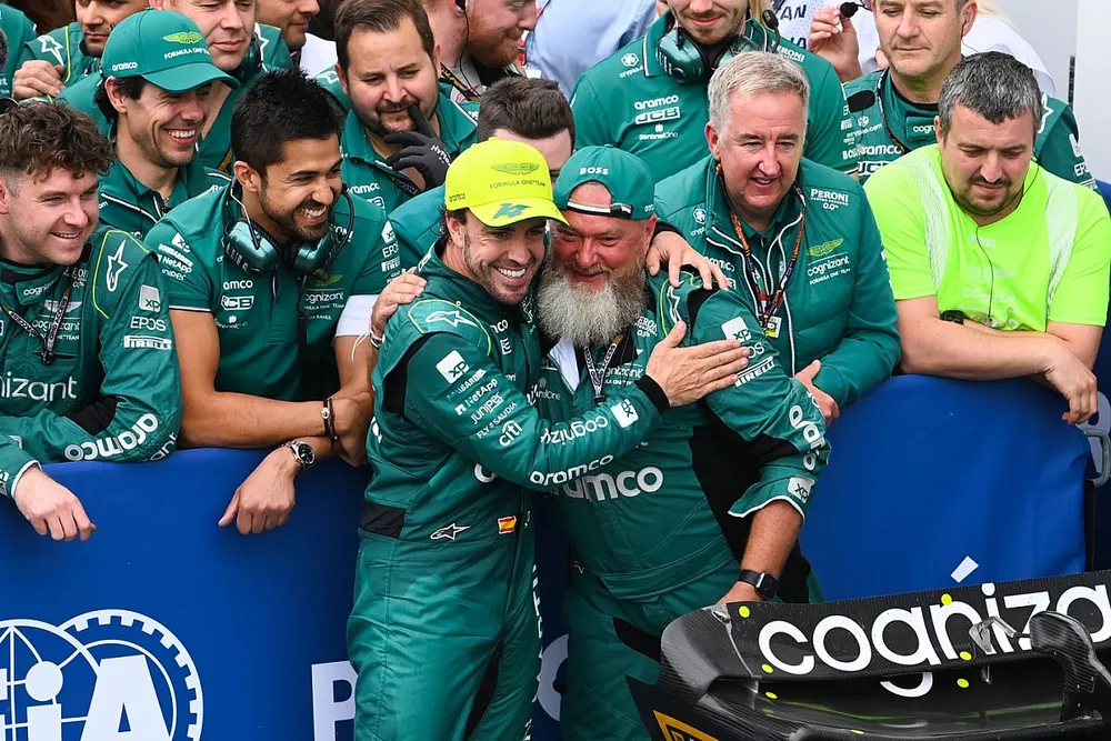 Fernando Alonso, Aston Martin F1 Team, 2&deg; posizione