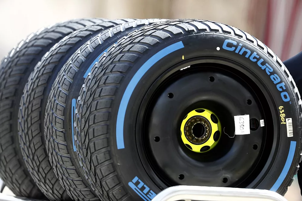 Neum&aacute;tico Pirelli