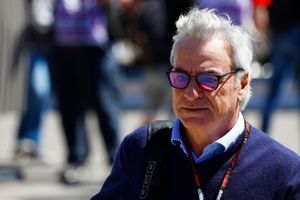Exclusivo: Sainz Sr explica por qué "ahora es el momento" para considerar liderar la FIA