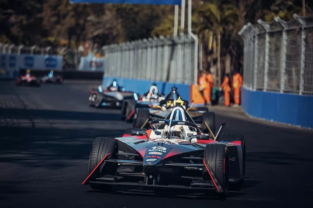 Pascal Wehrlein, Porsche 99X Electric Gen3

&copy; 2023 Dr. Ing. h.c. F. Porsche AG