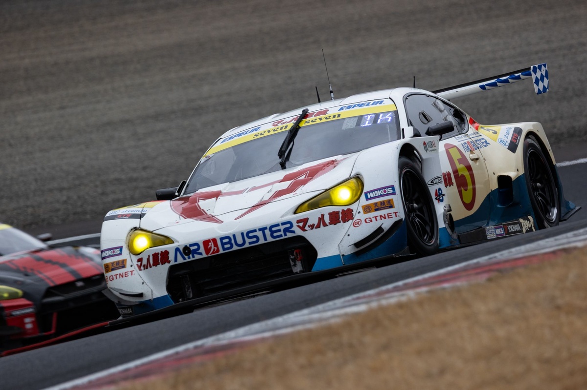 2021年のワンメイクレース開催に向けたデモレース カワサキ
