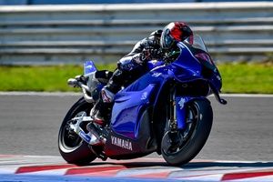 MotoGP: Novo V4 da Yamaha é promissor, mas é preciso evoluir, dizem pilotos