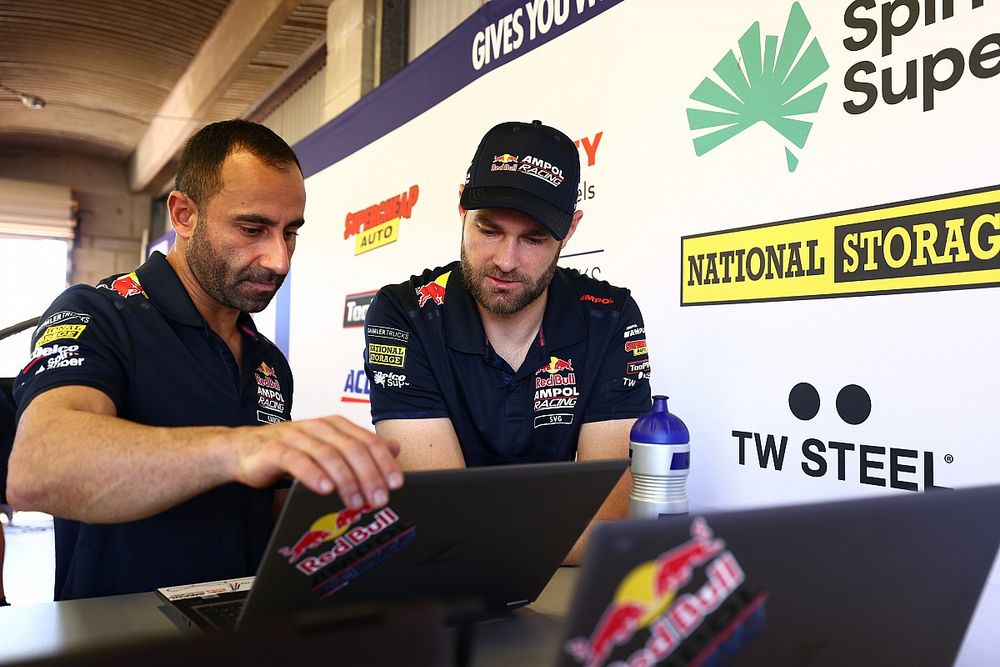 Engineer David Cauchi and Shane van Gisbergen, Triple Eight Race Engineering