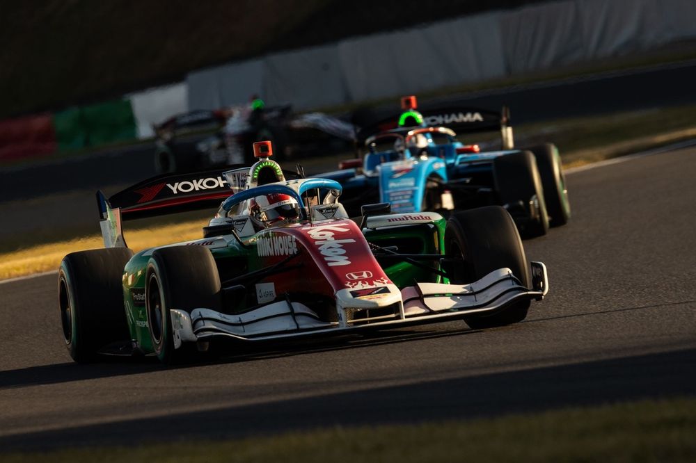 Jujuが見せた鈴鹿130Rでのオーバーテイク「可夢偉さんに勉強させて