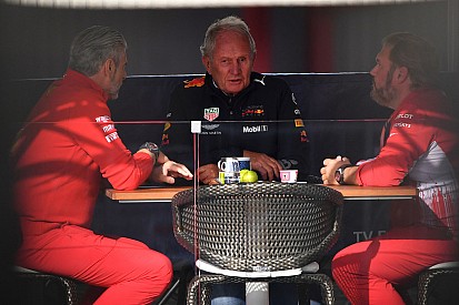 Marko, şampiyonluk savaşında Vettel'i destekliyor