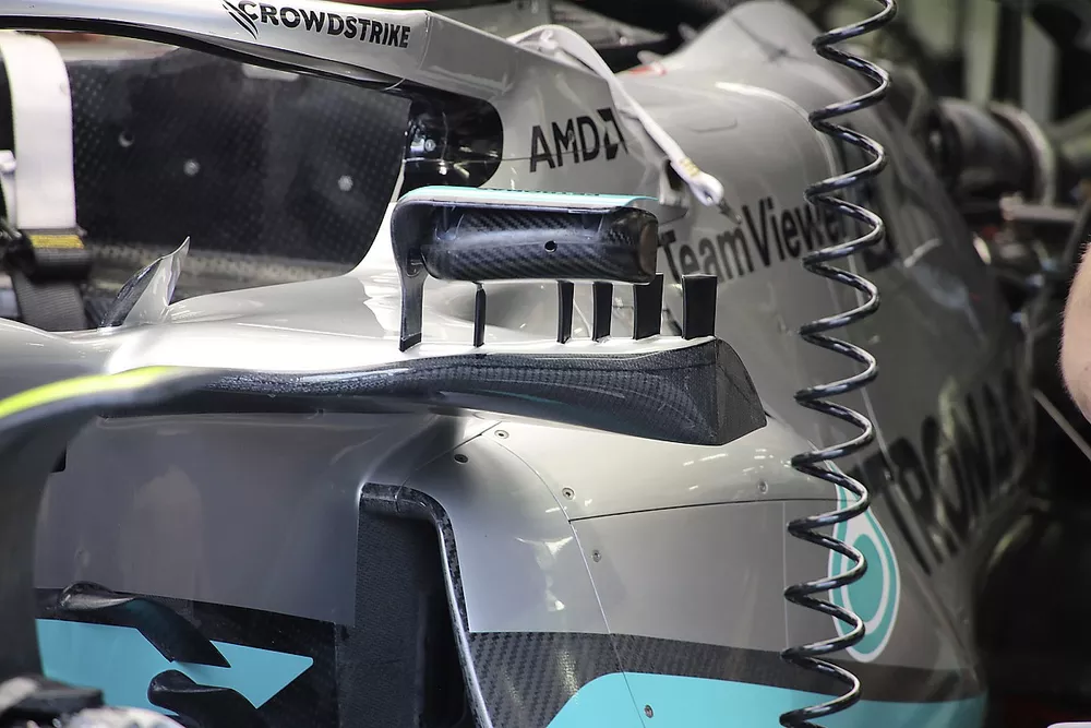 Mercedes W13 