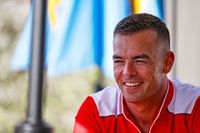 McLaughlin pewniejszy siebie