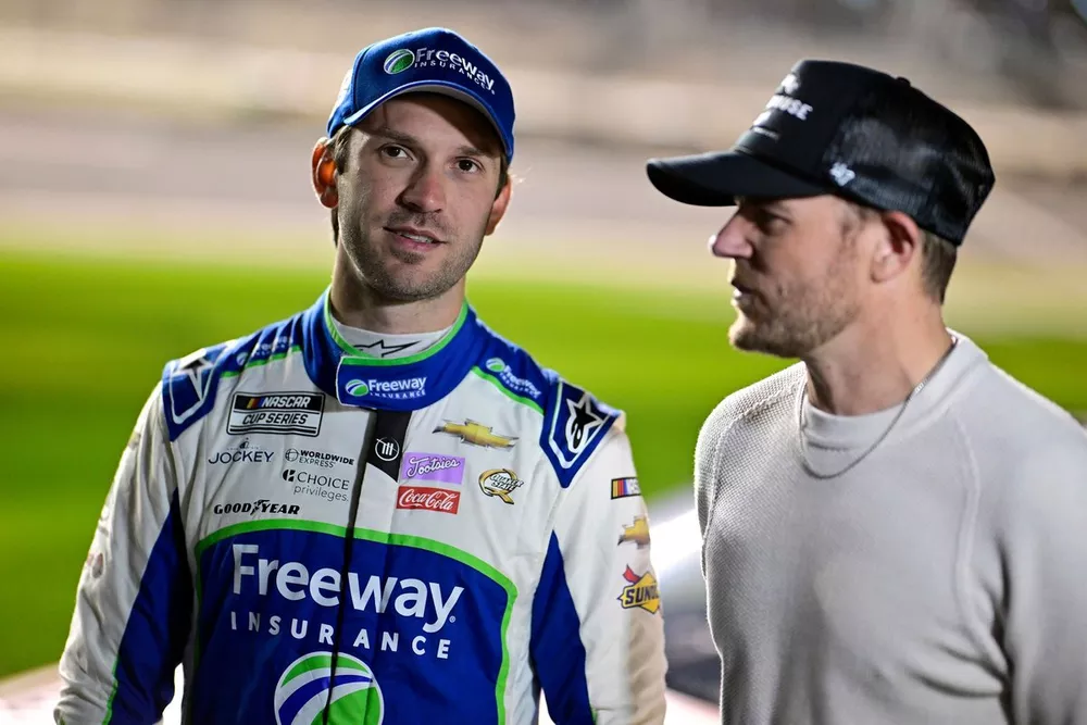 Daniel Suarez, Trackhouse Racing, Freeway Insurance Chevrolet Camaro and Justin Marks