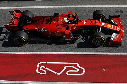 Ismét a Ferrari áll az élen: 708 kört teszteltek eddig Barcelonában - jön a Honda!