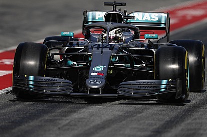 Vettel sorprendido por la amplitud de las actualizaciones de Mercedes