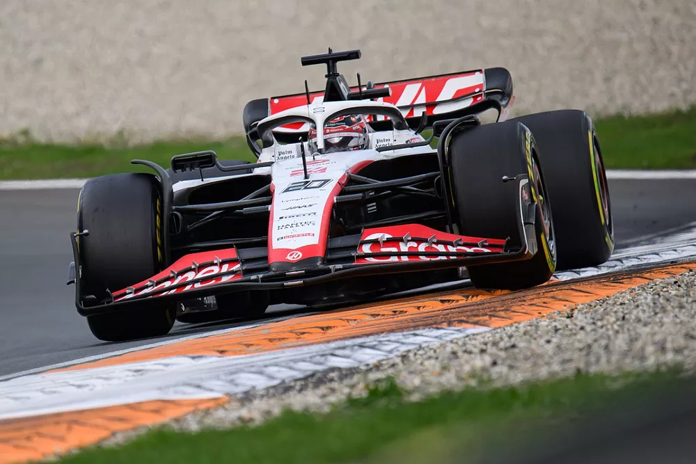 Kevin Magnussen, Haas VF-23