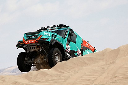 Dakar 2019: De Rooy ha concluso con una gomma che è andata a fuoco!