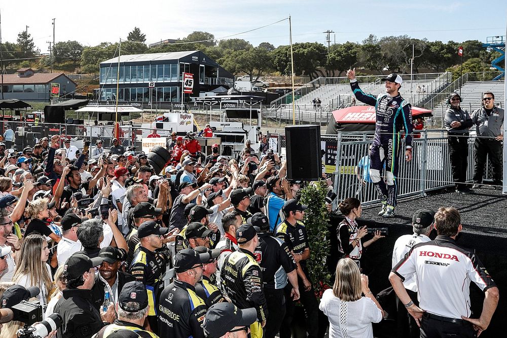 Romain Grosjean, Dale Coyne Racing whit RWR Honda con los aficionados