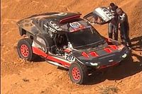 V&iacute;deo: el coche destrozado de Carlos Sainz tras su accidente