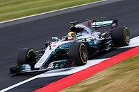 Hamilton derrota Kimi e marca pole em Silverstone