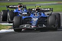 Albon stawia na Sainza