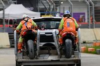 Mir, sancionado tras tirar a Marini en Valencia: "Me sabe mal, he pedido disculpas"