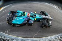 Exclusivo: Nelsinho diz que "equipe melhorou" e projeta ano