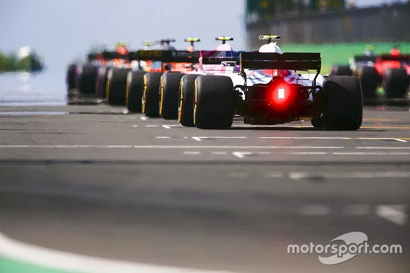 Sergey Sirotkin, Williams FW41, prend sa place sur la grille
