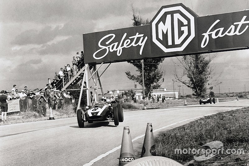 C'était un 12 décembre : Brabham épuisé... mais titré !