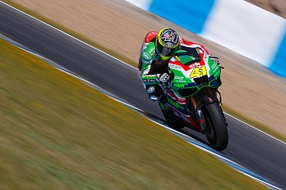 Aleix Espargaro: "La gomma anteriore più rigida porta dei benefici"