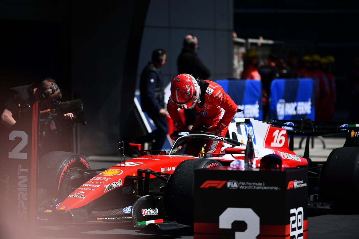 Leclerc a frôlé la catastrophe au sprint : "Je me suis dit que c'était fini"