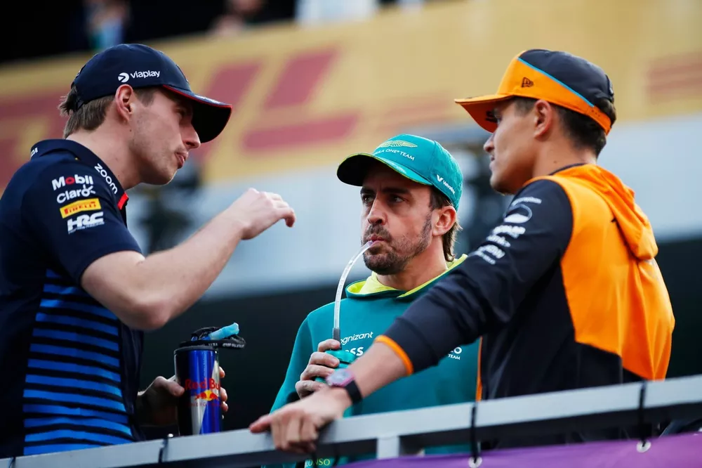 Max Verstappen, Red Bull Racing, Fernando Alonso, Aston Martin F1 Team, Lando Norris, McLaren F1 Team,