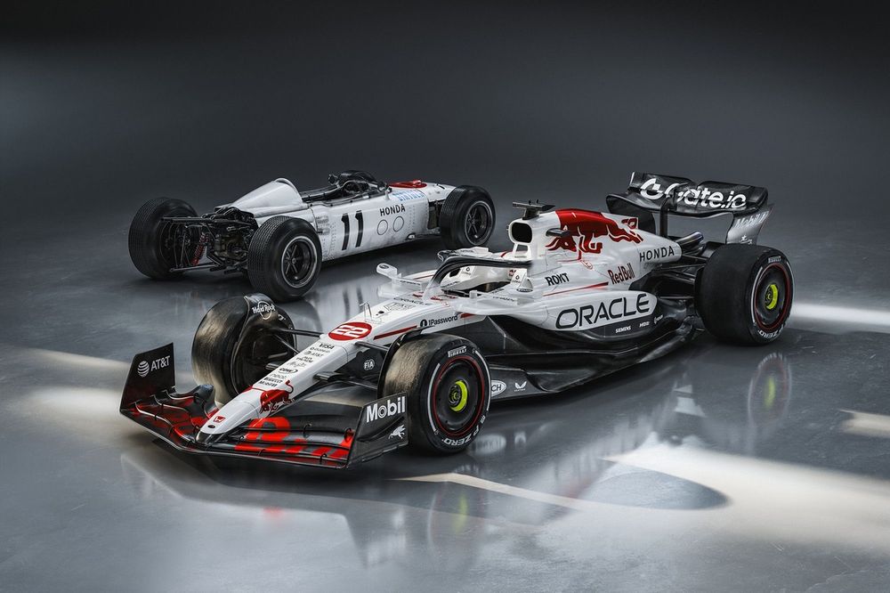 HONDA Red Bull Racing F1カー2021ありがとうカラー F1】レッドブルが「ありがとう号」を復活？角田裕毅が日の丸カラー