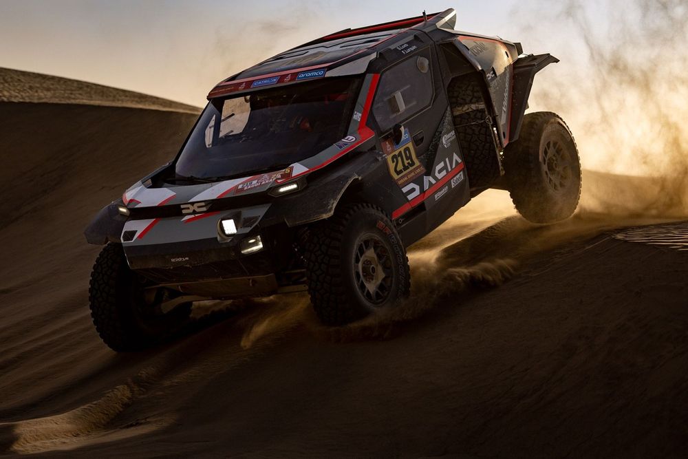 #219 The Dacia Sandriders Dacia: Sebastien Loeb, Fabian Lurquin