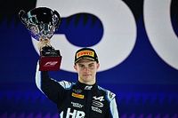 Piastri gana la accidentada carrera de F2 en Yeda