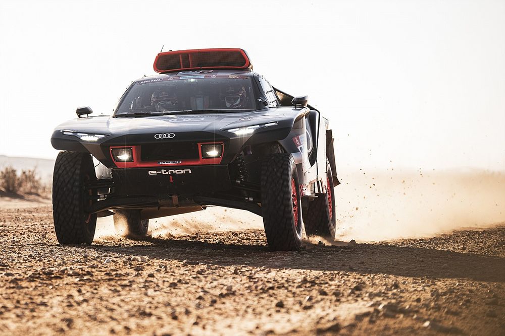 #202 Team Audi Sport Audi: Carlos Sainz, Lucas Cruz