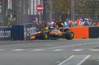 Vídeo: Piastri flaquea y sufre un duro accidente en la qualy de Bakú