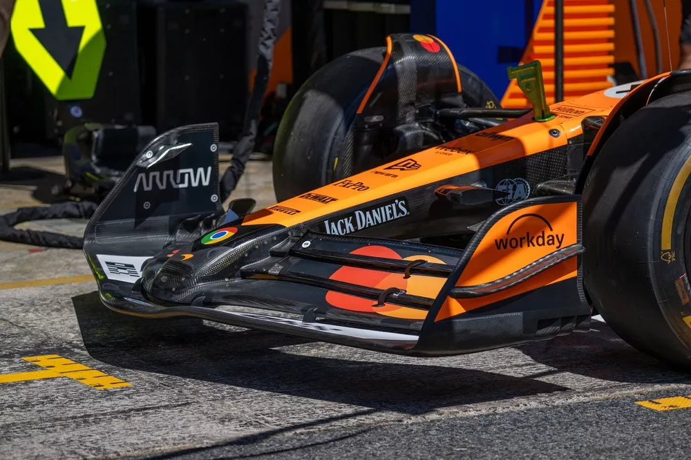 McLaren MCL39 technical detail